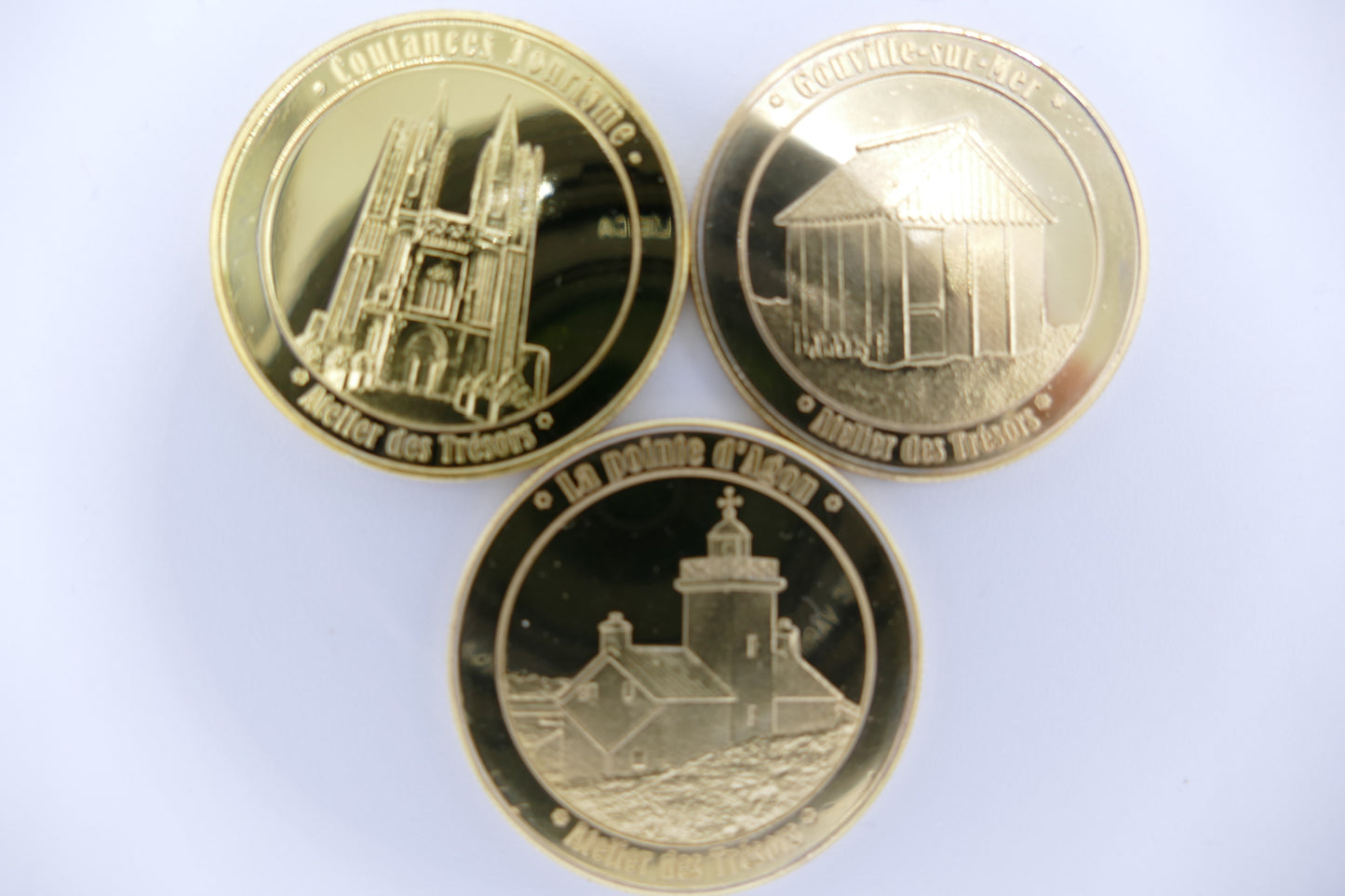 Lot 3 médailles : Coutances, Agon-Coutainville et Gouville-sur-Mer