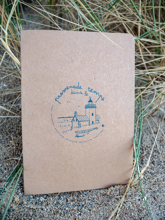 Carnet kraft : promenade dans le temps à Agon-Coutainville